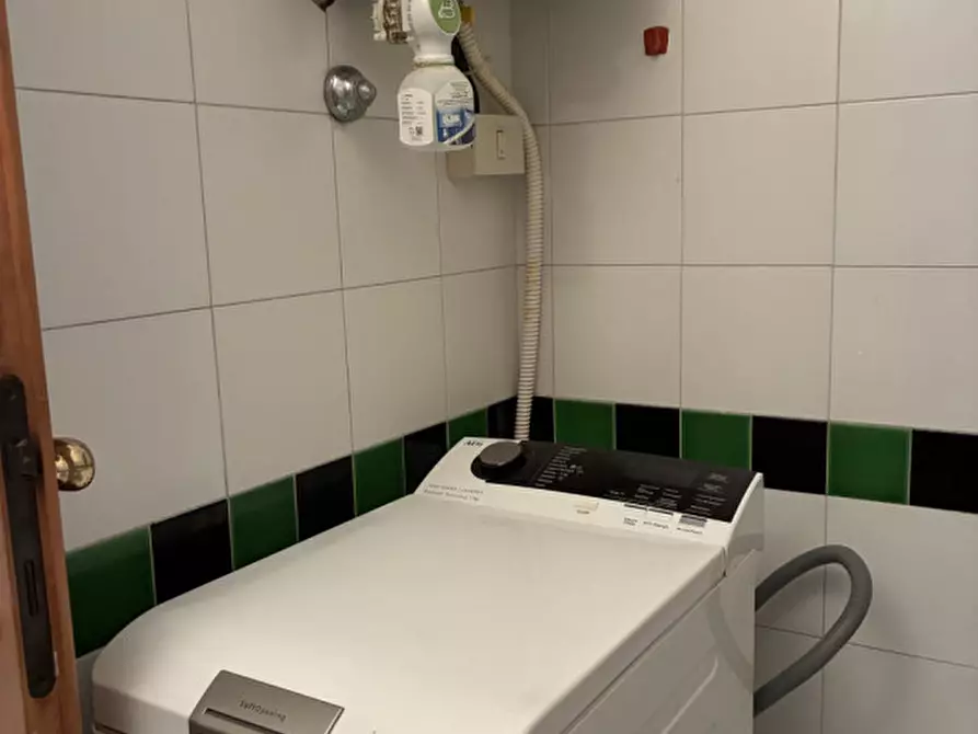 Immagine 12 di Appartamento in affitto  a Vicenza
