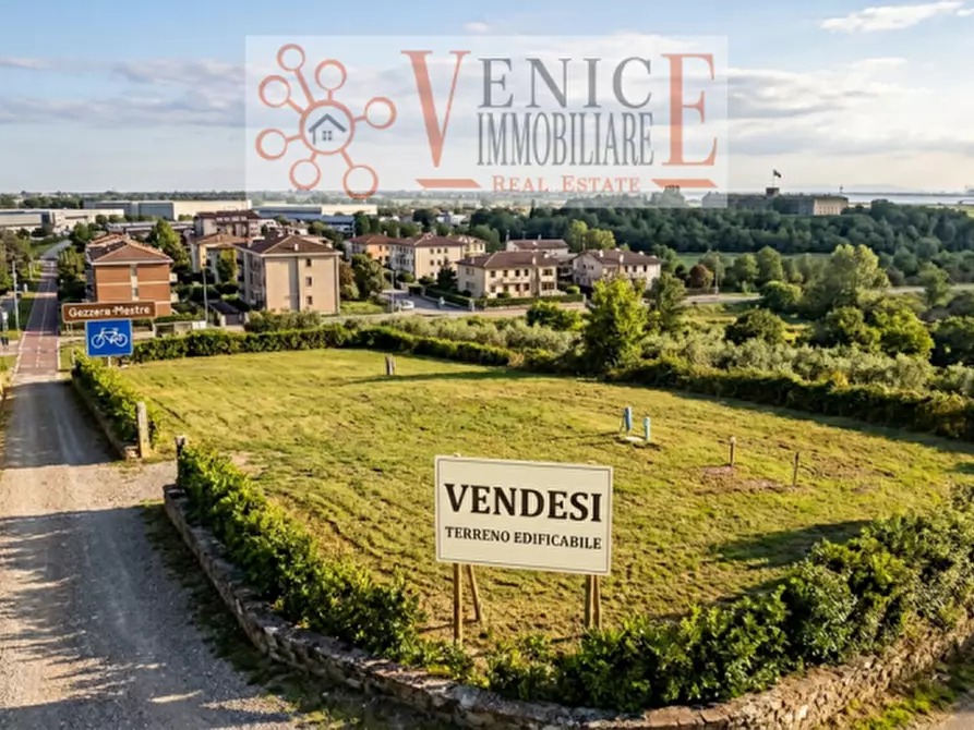 Immagine 1 di Terreno in vendita  a Venezia