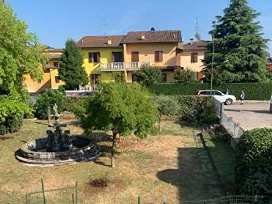 Immagine 2 di Terreno in vendita  in Via Gino Beltramini a Zevio