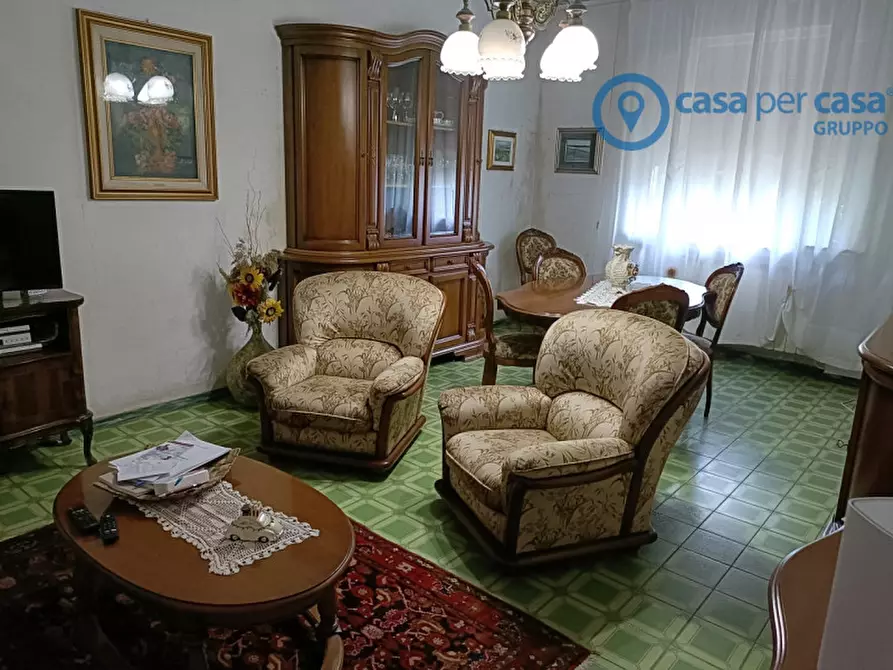Immagine 10 di Casa trifamiliare in vendita  a Ceregnano
