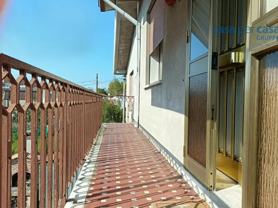 Immagine 18 di Casa trifamiliare in vendita  a Ceregnano