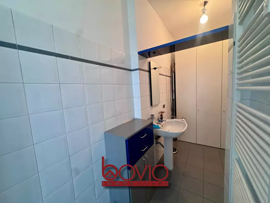 Immagine 19 di Camera in affitto  in Via Osoppo 57 a Torino