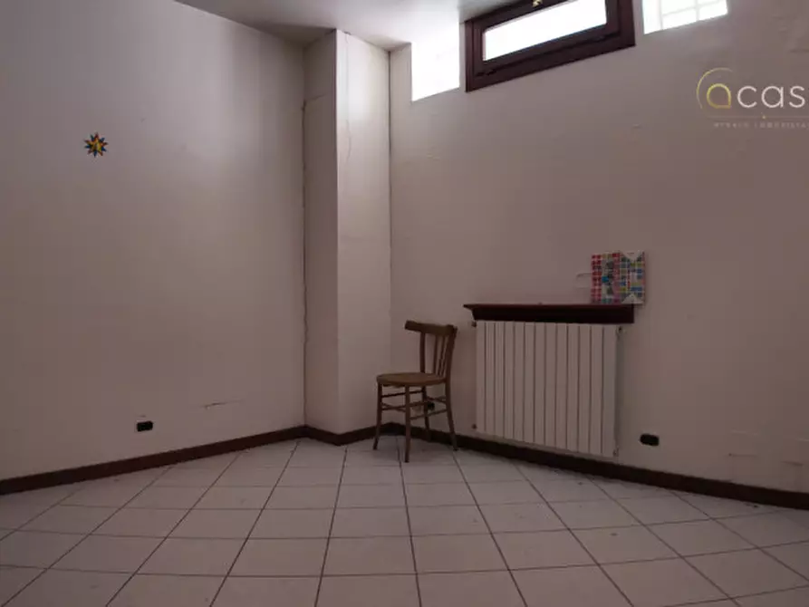 Immagine 19 di Palazzo in vendita  in Via Cesare Cantu snc a Camporeale