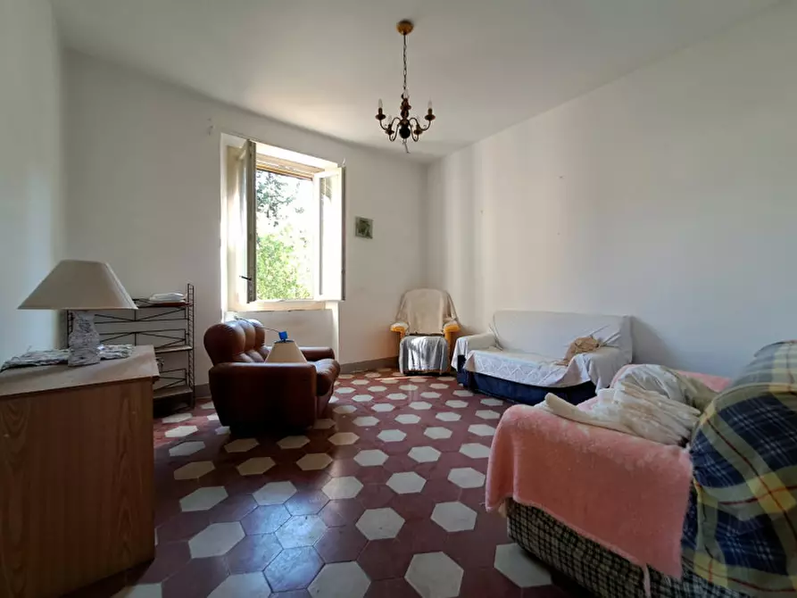 Immagine 17 di Villa in vendita  a Tuoro Sul Trasimeno