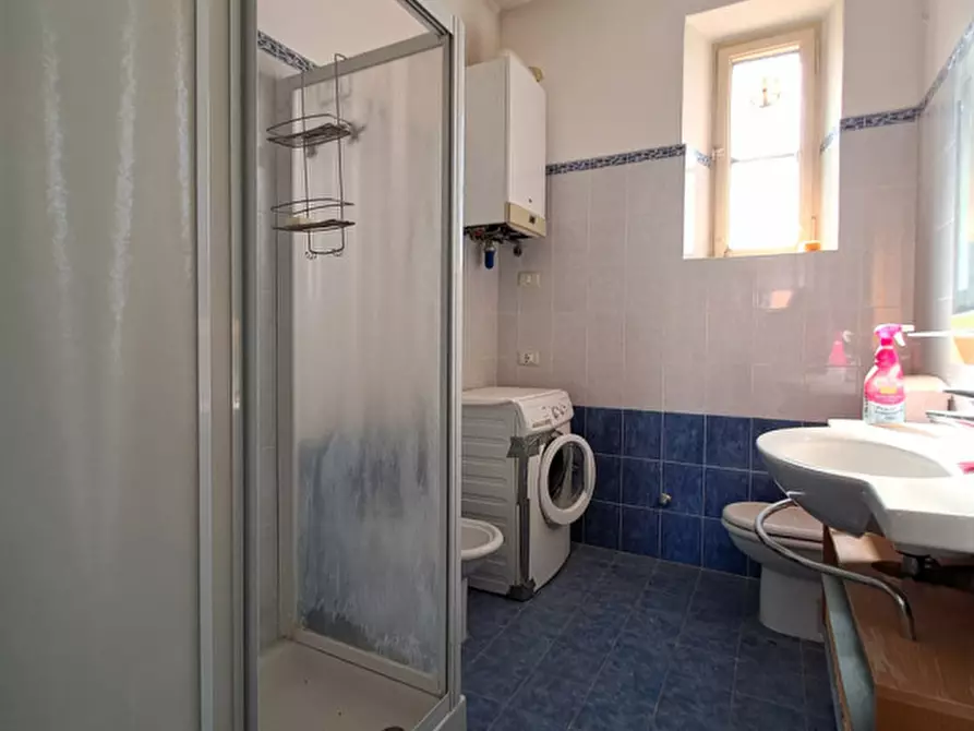Immagine 18 di Villa in vendita  a Tuoro Sul Trasimeno