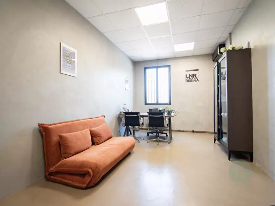Immagine 7 di Laboratorio in vendita  in via lago santo 30 a Carpi