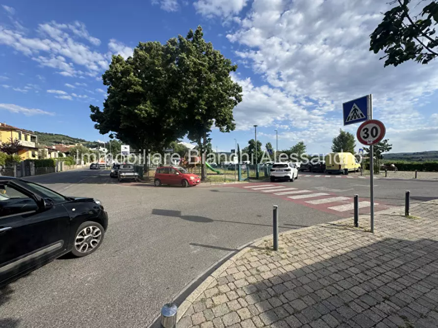 Immagine 1 di Laboratorio in vendita  in Via Roma 280 a Bagno A Ripoli