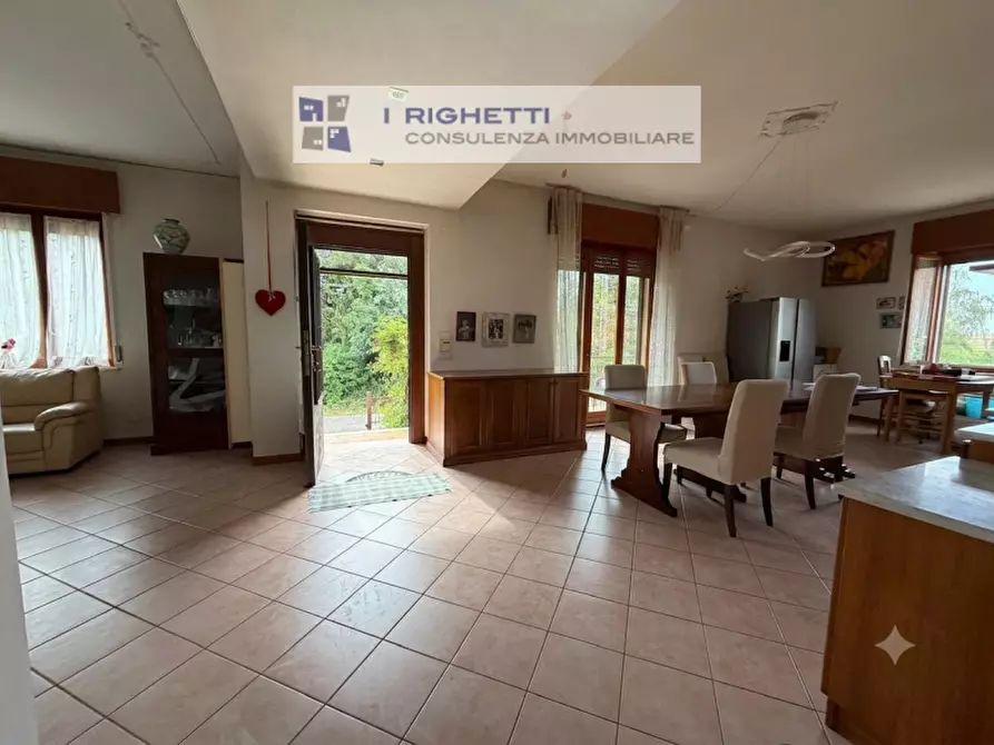 Immagine 5 di Appartamento in vendita  in via fredda a Sommacampagna