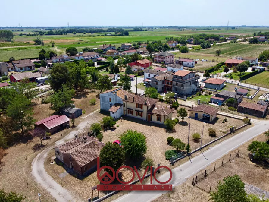 Immagine 33 di Villetta a schiera in vendita  in Via Gino Tassinari 59 a Mesola