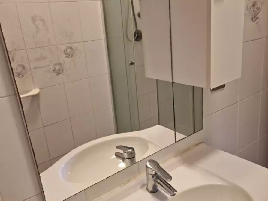 Immagine 7 di Appartamento in vendita  in Via Antonio Burlando 23 a Genova