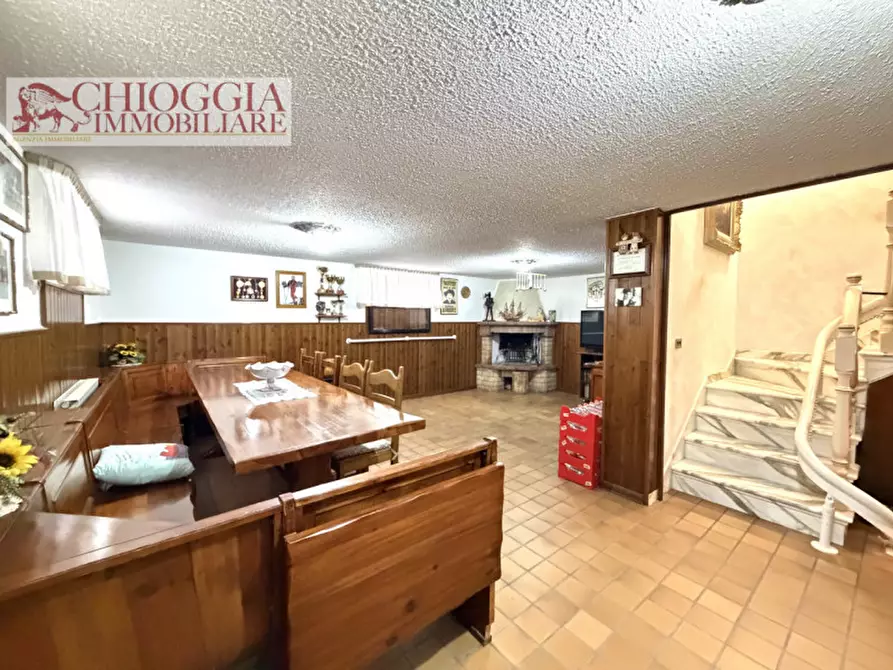 Immagine 17 di Villetta a schiera in vendita  in Via G. da Verrazzano a Chioggia