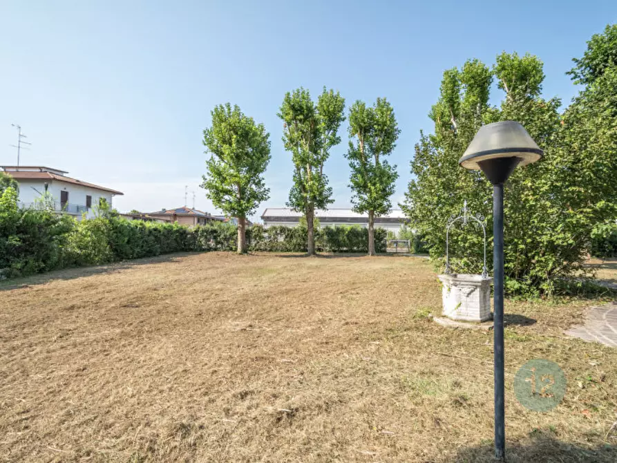 Immagine 9 di Casa indipendente in vendita  in via foscolo 2 a Novi Di Modena