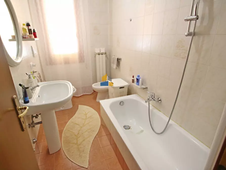 Immagine 11 di Villetta a schiera in vendita  in Via Giuseppe Verdi a Santa Maria Di Sala