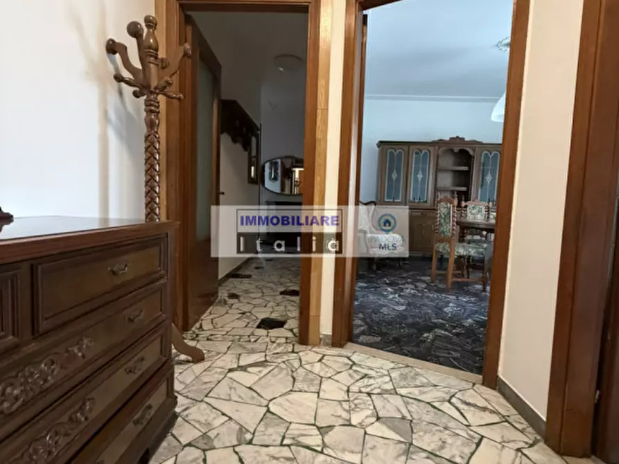 Immagine 1 di Appartamento in affitto  in Via Franco Sacchetti a Padova
