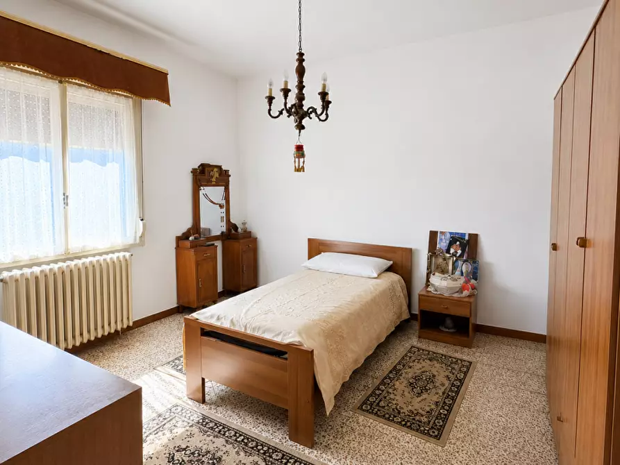 Immagine 5 di Casa bifamiliare in vendita  a Castagnaro