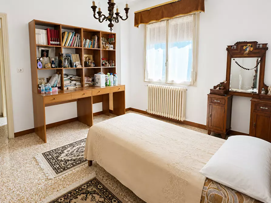 Immagine 6 di Casa bifamiliare in vendita  a Castagnaro
