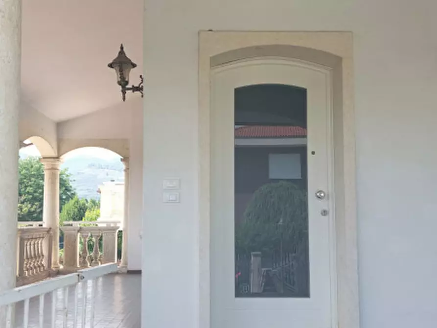 Immagine 4 di Casa bifamiliare in vendita  in via antonio bembo a Nanto