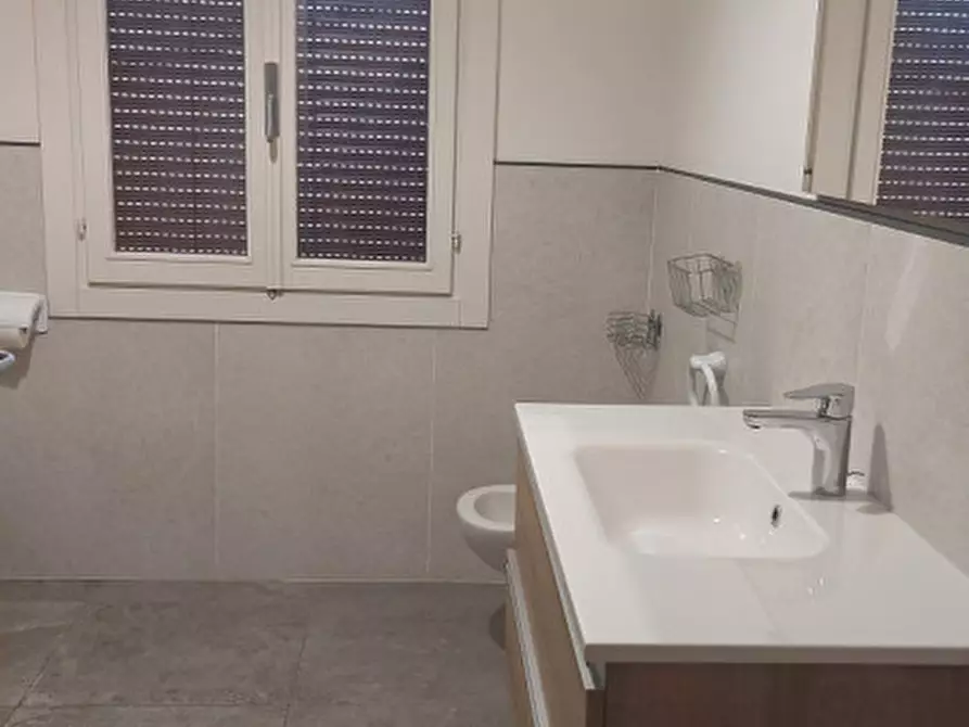Immagine 16 di Casa bifamiliare in vendita  in via antonio bembo a Nanto