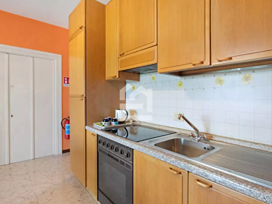 Immagine 5 di Appartamento in vendita  in CASTELLANA a Soiano Del Lago