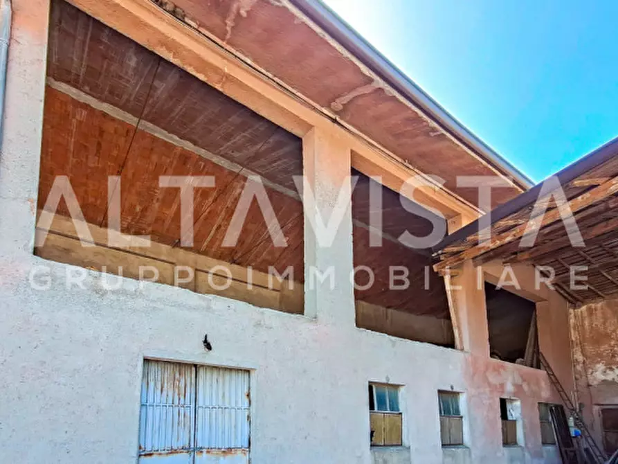 Immagine 17 di Rustico / casale in vendita  in Via Pontenove a Bedizzole