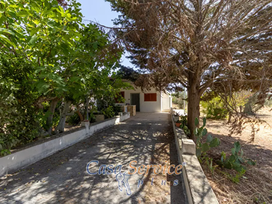 Immagine 1 di Villa in vendita  in Matino, LE, Italia a Matino