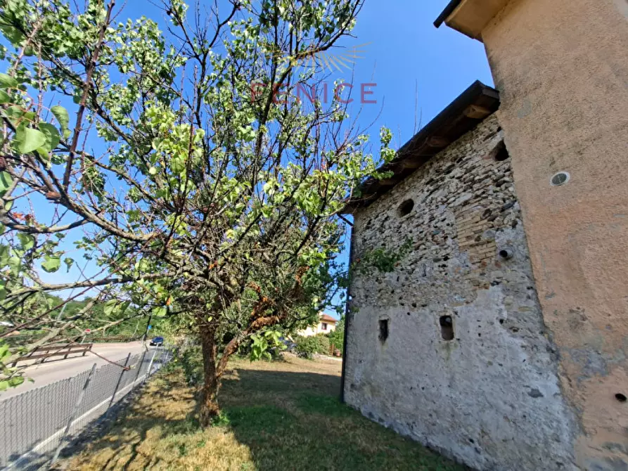 Immagine 4 di Magazzino in vendita  in Via Francesco Baracca a Crocetta Del Montello