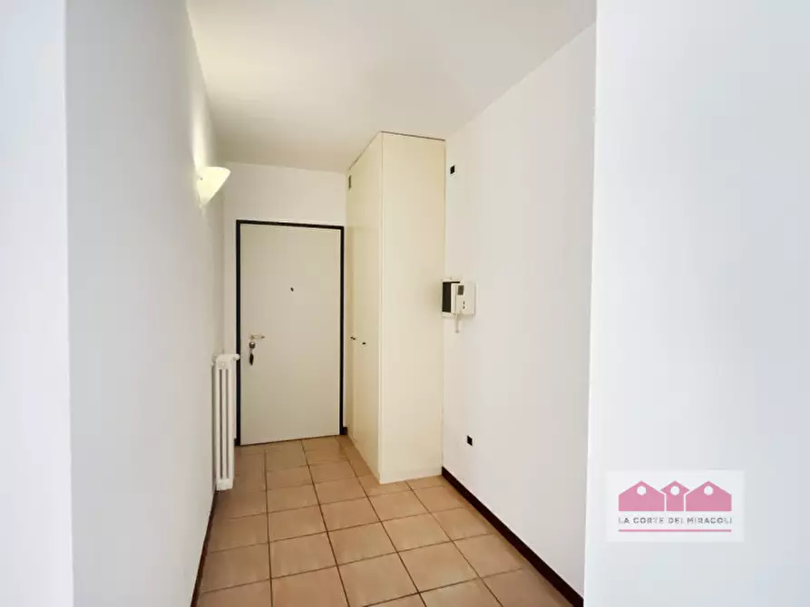 Immagine 3 di Appartamento in vendita  in strada Statale Pasubio 333 a Vicenza