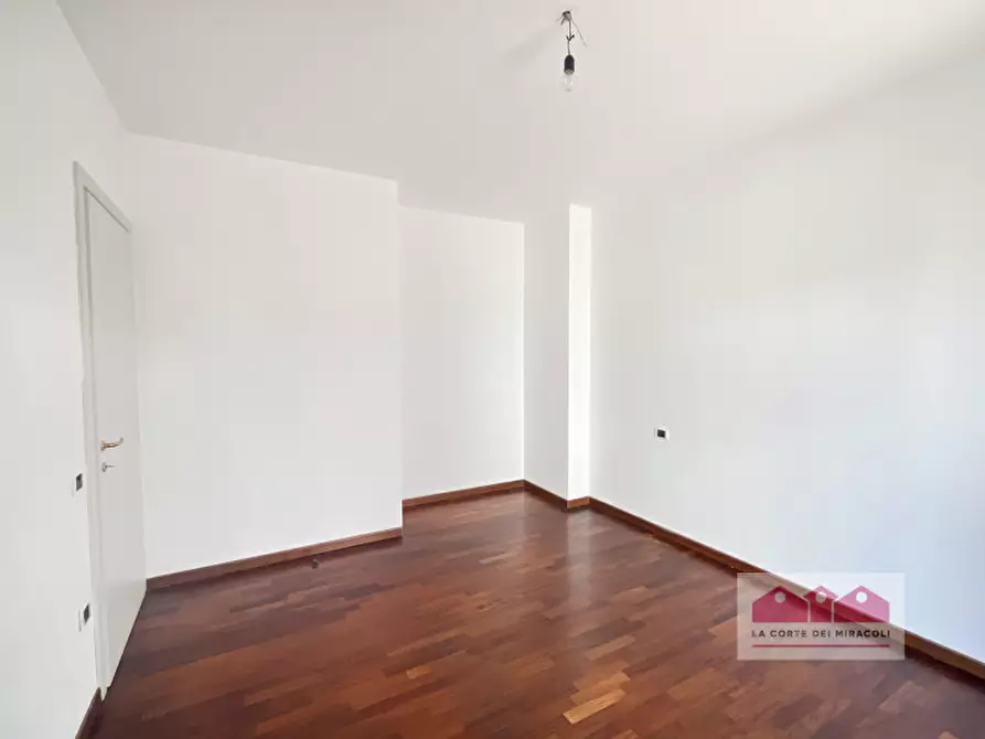 Immagine 12 di Appartamento in vendita  in strada Statale Pasubio 333 a Vicenza