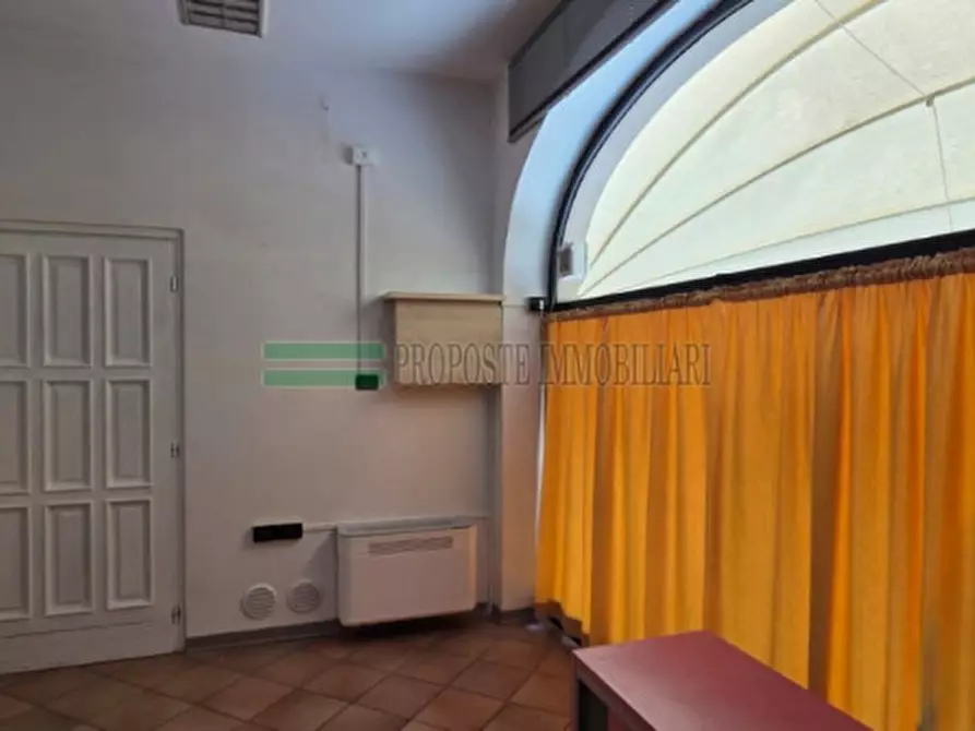Immagine 3 di Negozio in vendita  in Via Castello a Rodengo-Saiano