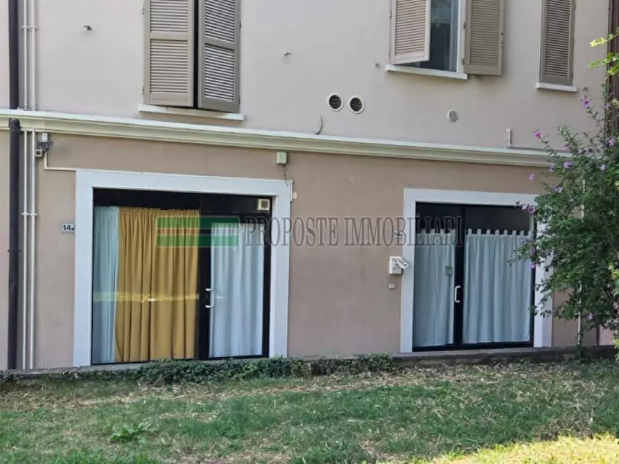 Immagine 5 di Negozio in vendita  in Via Castello a Rodengo-Saiano