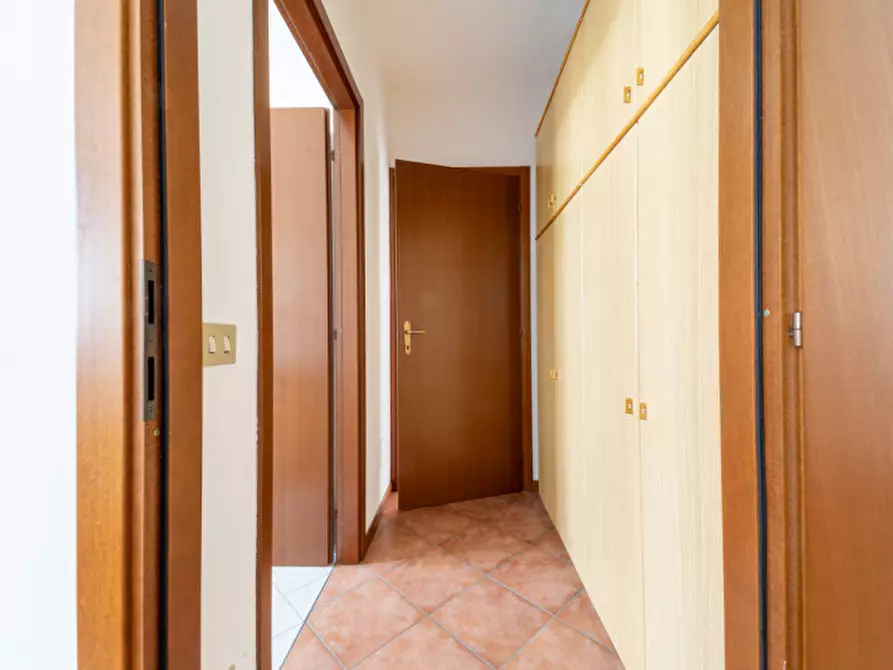 Immagine 8 di Appartamento in vendita  in Strada Sant'Anna in Martorano, 8 a Parma