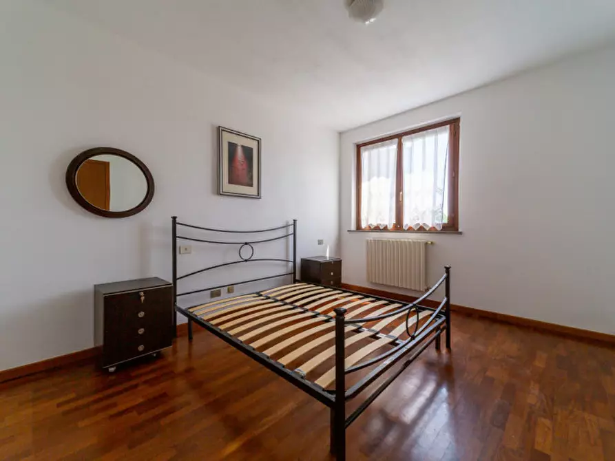 Immagine 10 di Appartamento in vendita  in Strada Sant'Anna in Martorano, 8 a Parma
