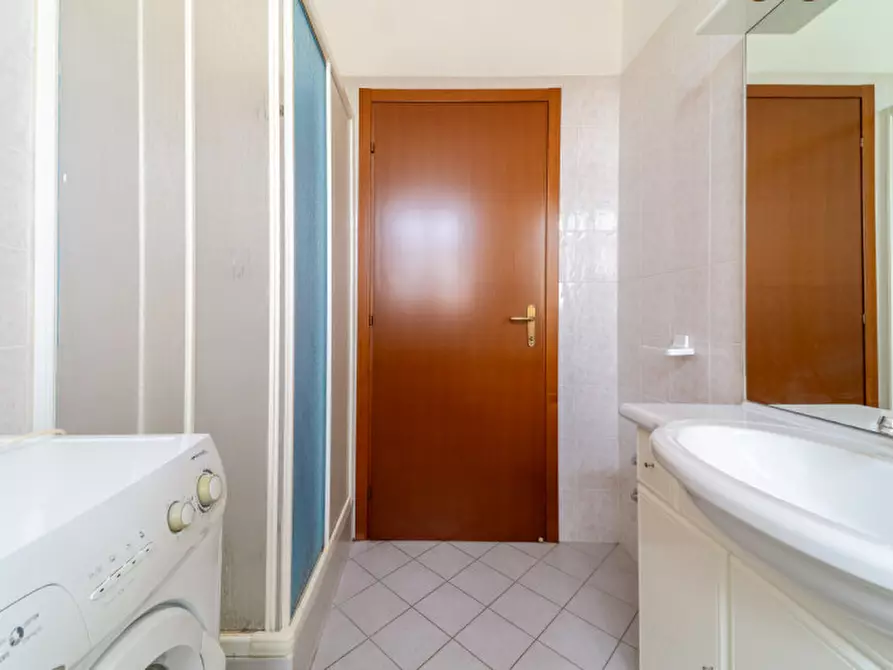 Immagine 14 di Appartamento in vendita  in Strada Sant'Anna in Martorano, 8 a Parma