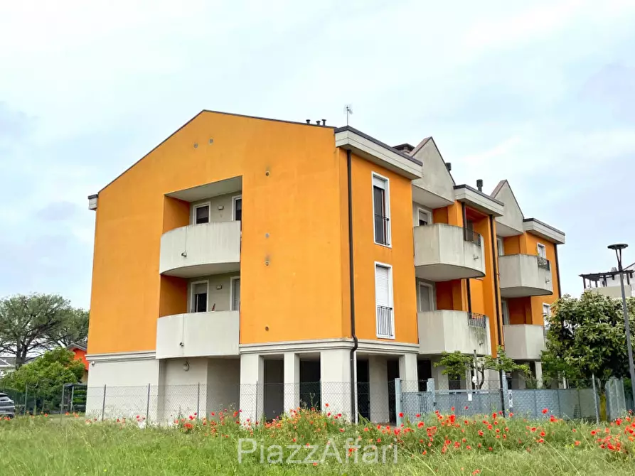Immagine 3 di Appartamento in vendita  in Via Rossini a Brugine