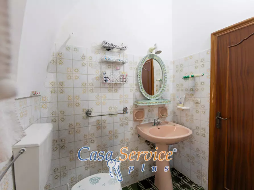 Immagine 8 di Casa indipendente in vendita  in Via fratelli Bandiera a Tuglie
