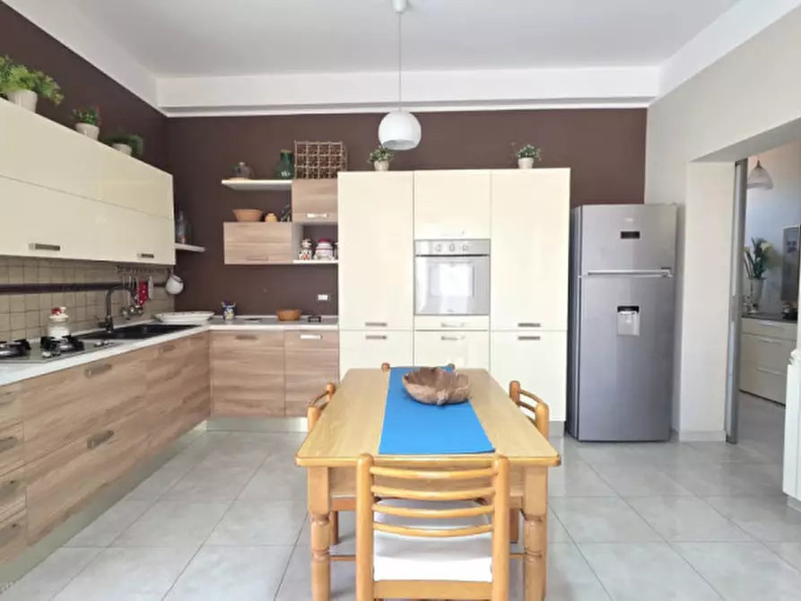 Immagine 3 di Appartamento in vendita  in VIA DEL SOLE, 38 a Milazzo