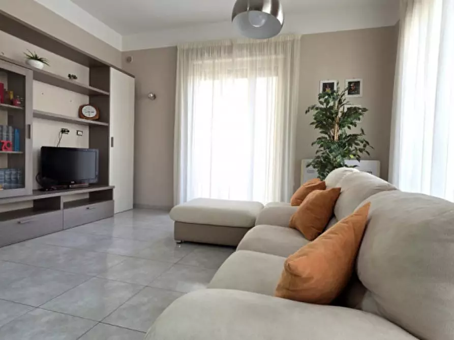 Immagine 37 di Appartamento in vendita  in VIA DEL SOLE, 38 a Milazzo