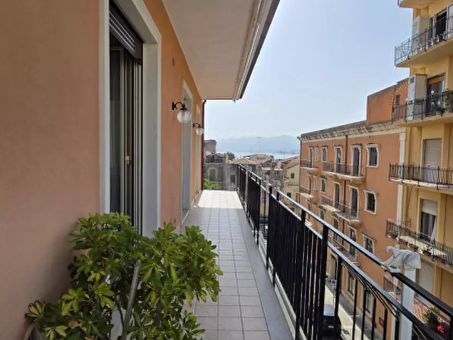 Immagine 39 di Appartamento in vendita  in VIA DEL SOLE, 38 a Milazzo