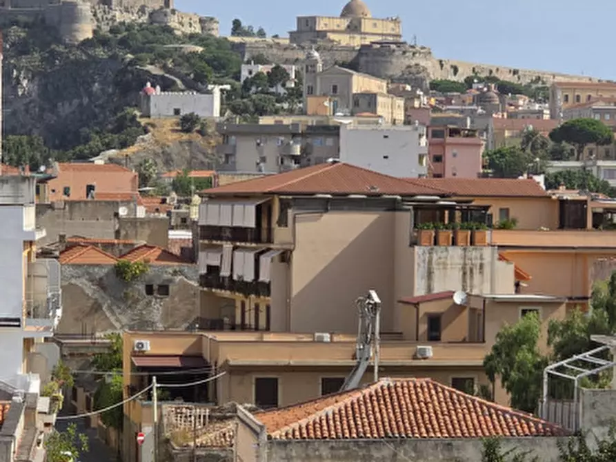 Immagine 50 di Appartamento in vendita  in VIA DEL SOLE, 38 a Milazzo