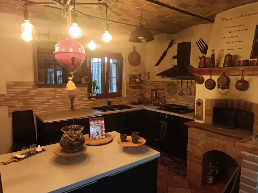 Immagine 16 di Casa indipendente in vendita  in Cantone Corno 22 a Casale Monferrato