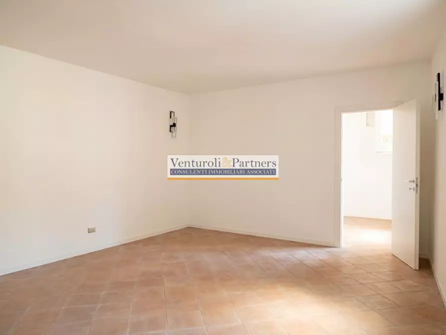 Immagine 2 di Ufficio in affitto  in Piazza Giuseppe Garibaldi a Desenzano Del Garda