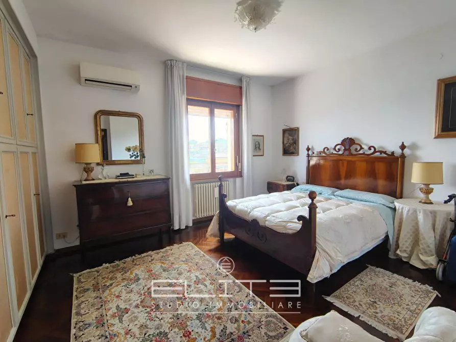 Immagine 11 di Appartamento in affitto  in via della pergola a Ancona