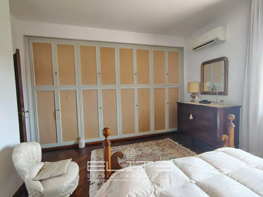 Immagine 13 di Appartamento in affitto  in via della pergola a Ancona