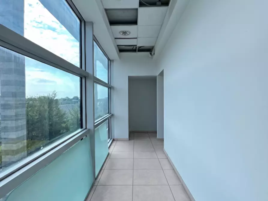 Immagine 5 di Ufficio in vendita  in VIA DELLE INDUSTRIE a Venezia