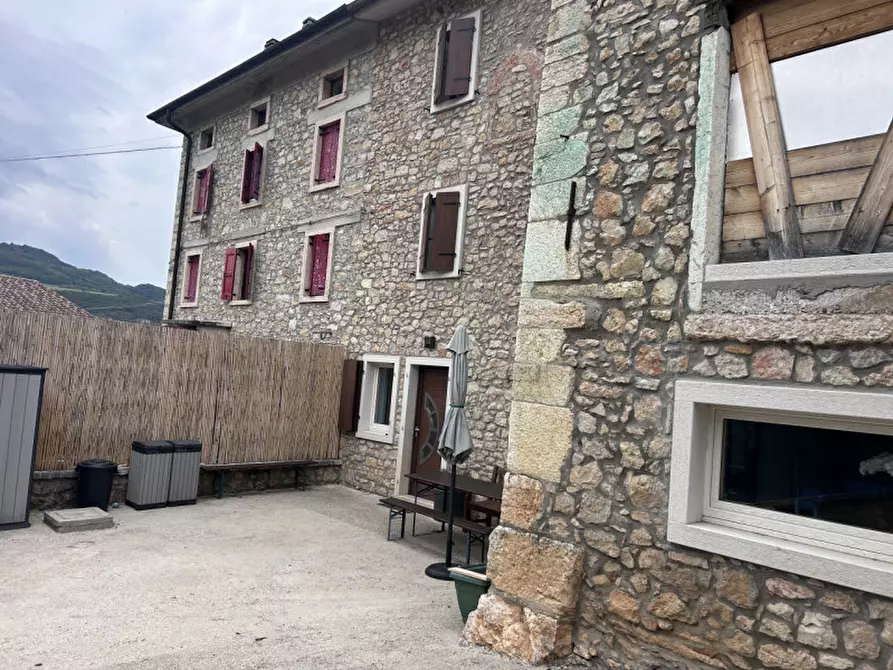 Immagine 12 di Rustico / casale in vendita  in contrada ca di sotto a Bosco Chiesanuova