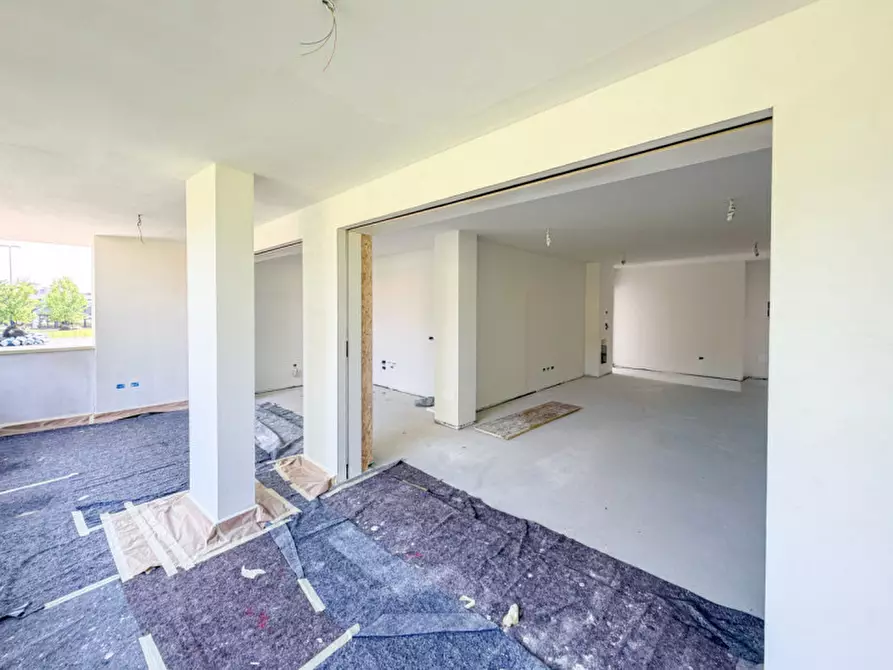 Immagine 3 di Appartamento in vendita  in Via Antonio Cavarzerani a Treviso