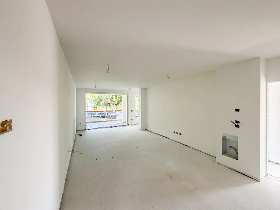 Immagine 5 di Appartamento in vendita  in Via Antonio Cavarzerani a Treviso