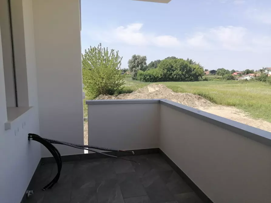 Immagine 8 di Appartamento in vendita  in Via Quattro Novembre a Eraclea