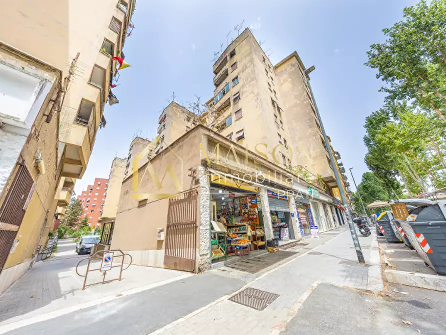 Immagine 34 di Appartamento in vendita  in Via Calpurnio Fiamma 33 a Roma