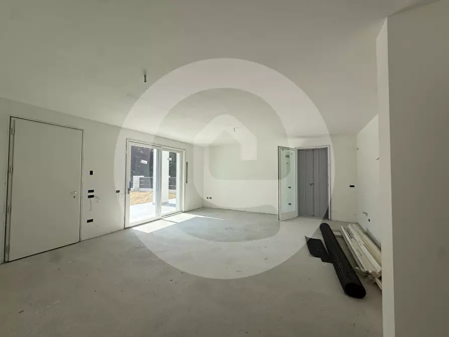 Immagine 4 di Casa trifamiliare in vendita  a Santa Giustina In Colle